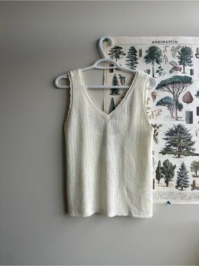Lili Sidonio V-Neck Knit Tank Top Cream Large
